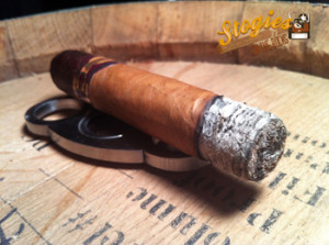 Bellaterra Black & Tan Double Robusto - 1st Third